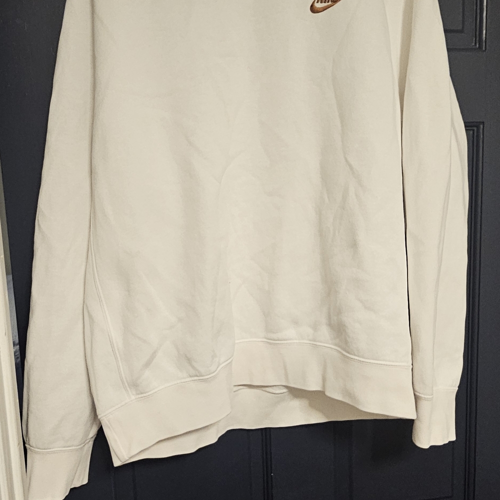 Nike Men's Off-White Crewneck Sweater